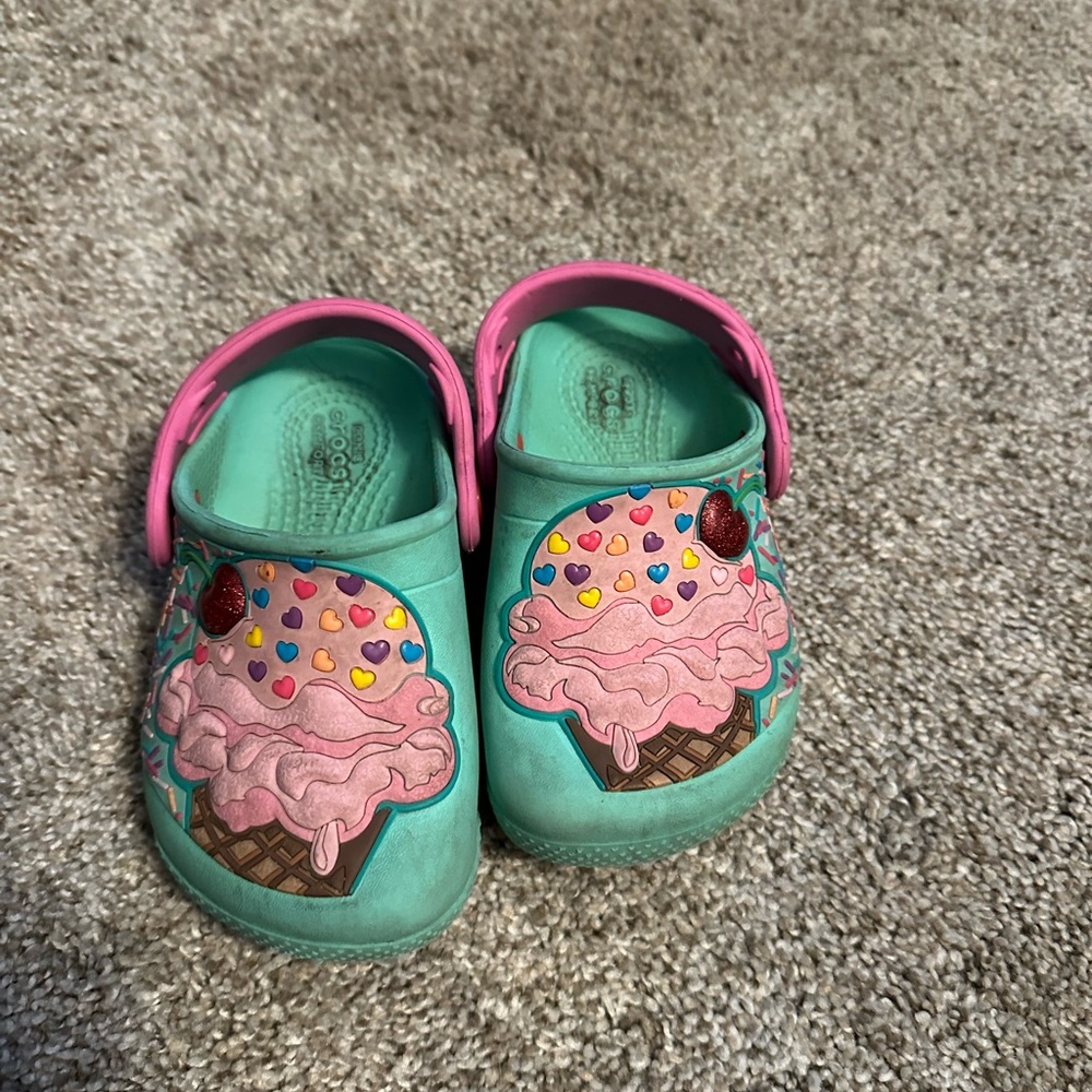 Toddler Crocs C7
